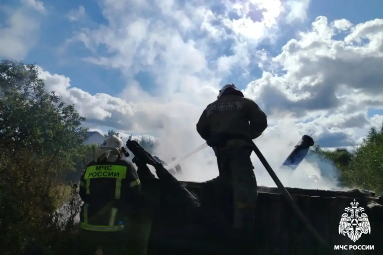 В Тверской области сгорела баня