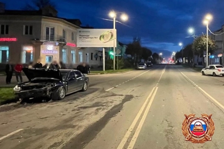 Женщина и ребенок пострадали в столкновении иномарок в Тверской области