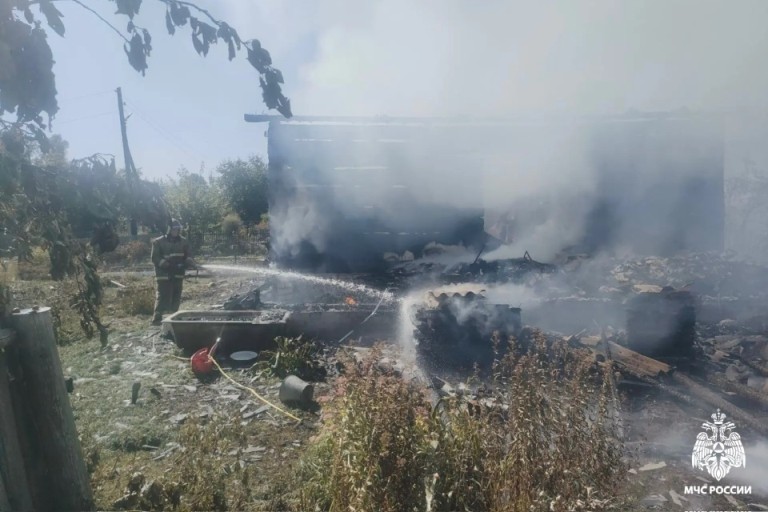 Трагедия в Тверской области: женщина погибла при пожаре в жилом доме