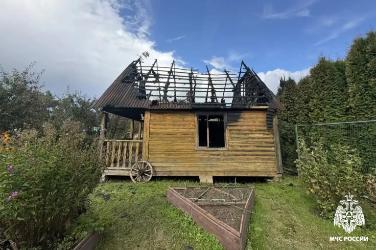 В Тверской области сгорела баня