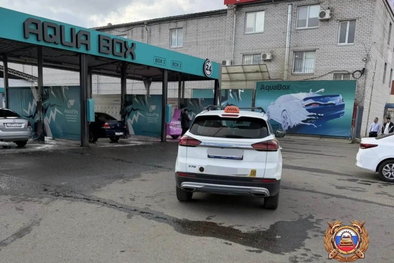 В Твери выезжавшее с мойки такси сбило 5-летнего ребенка