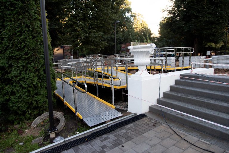 В Твери заканчивают реновацию городского сада: что там изменилось