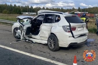 Два человека пострадали в ДТП с фурой на М-10 в Тверской области Два человека пострадали в ДТП с фурой на М-10 в Тверской области