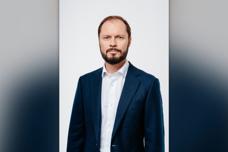 Губернатор Виталий Королев поздравил тверских машиностроителей и «предсказал будущее»