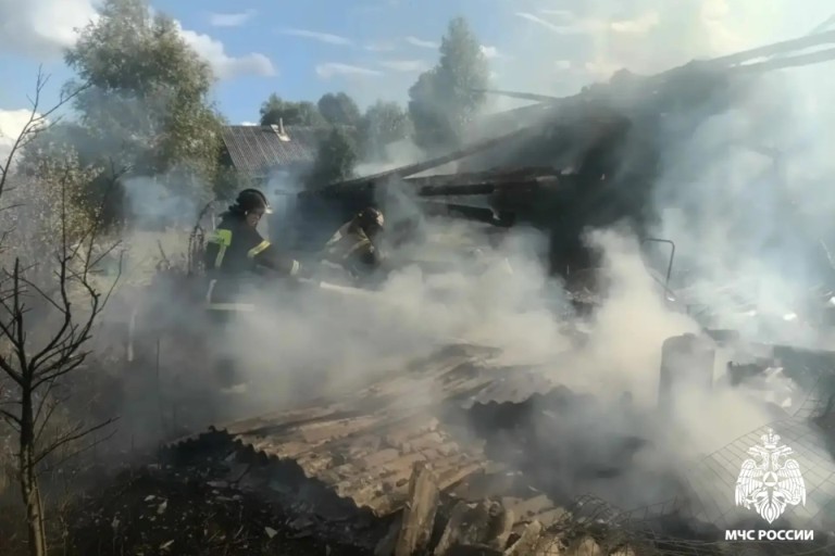 В Тверской области сгорел дотла жилой дом