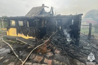 В Тверской области на пожаре погибли трое человек В Тверской области на пожаре погибли трое человек