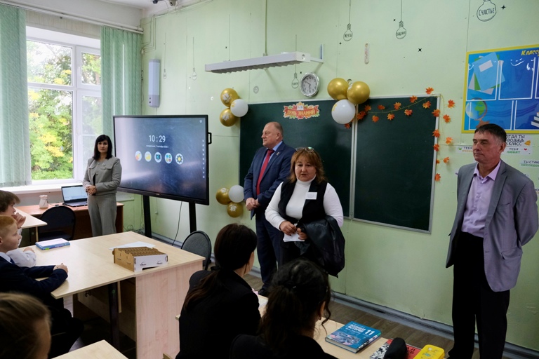 Сергей Голубев провел Урок мужества для селижаровских школьников
