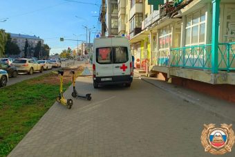 В Твери водитель электросамоката сбил 72-летнюю женщину
