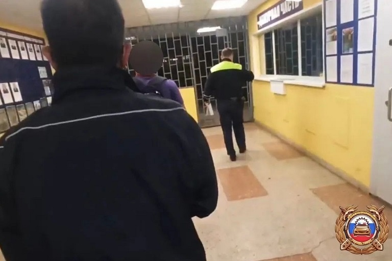 Аварией закончились катание на машине пьяной девочки в Твери