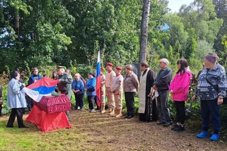 В Тверской области простились с рядовыми, погибшими на СВО