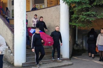 В Тверской области простились с молодыми земляками, погибшими на СВО В Тверской области простились с молодыми земляками, погибшими на СВО
