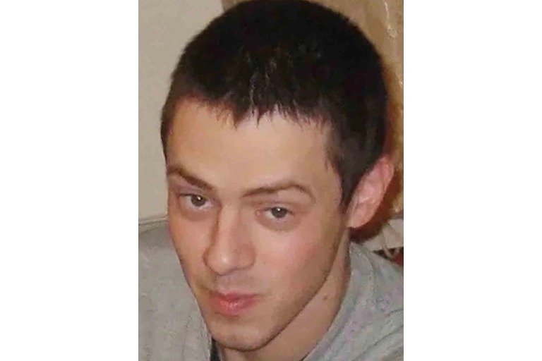 Под Тверью бесследно пропал молодой мужчина