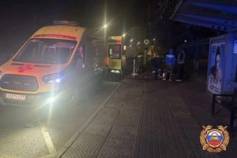 В Твери водитель электровелосипеда протаранил забор