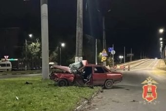 Подросток пострадал в ночном ДТП на Волоколамском проспекте