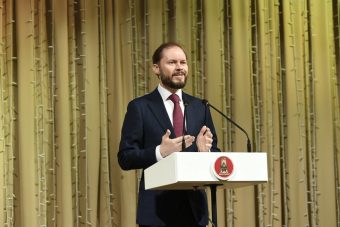 Виталий Королев рассказал об итогах дорожного сезона в Тверской области Виталий Королев рассказал об итогах дорожного сезона в Тверской области