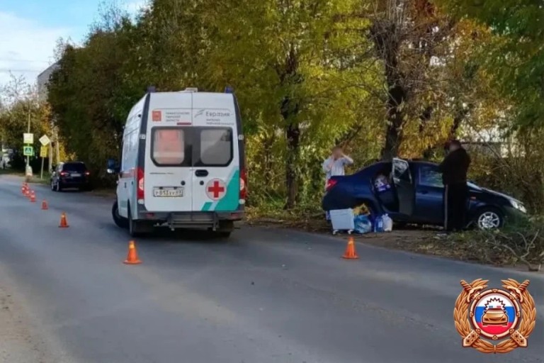 Девушка-водитель пострадала в ДТП в Тверской области