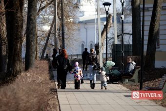 Кому доверить самое дорогое: как выбрать няню и не ошибиться