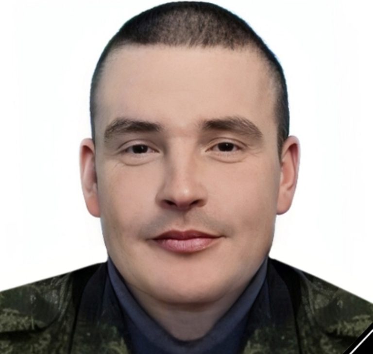 В Тверской области проводили в последний путь бойца, погибшего на СВО