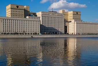 В Минобороны РФ предупредили Киев об ответе за атаки на НПЗ